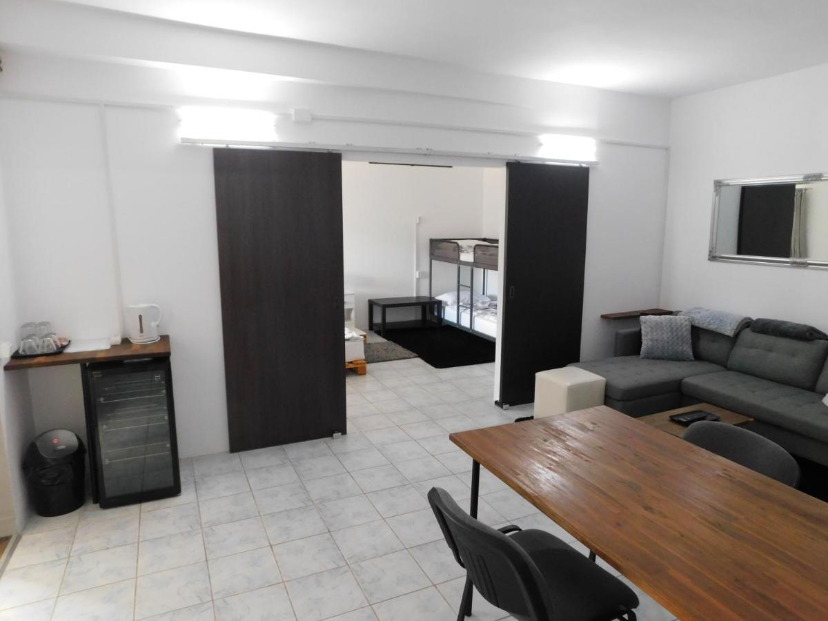 Mountain Vista Suites Зэрнешти Экстерьер фото